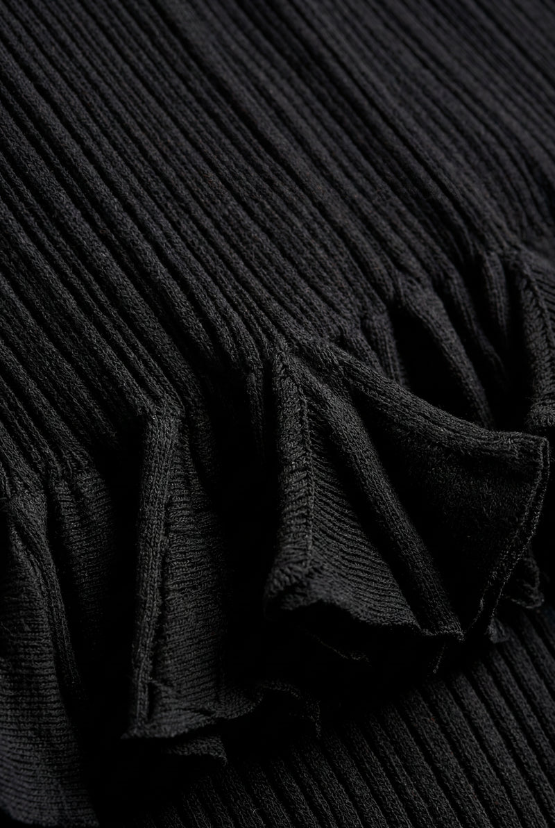 Black Ribbed Ruffle Hem Sleeveless Crop Top with Fitted Shape - Ruffle tops - Photo 3