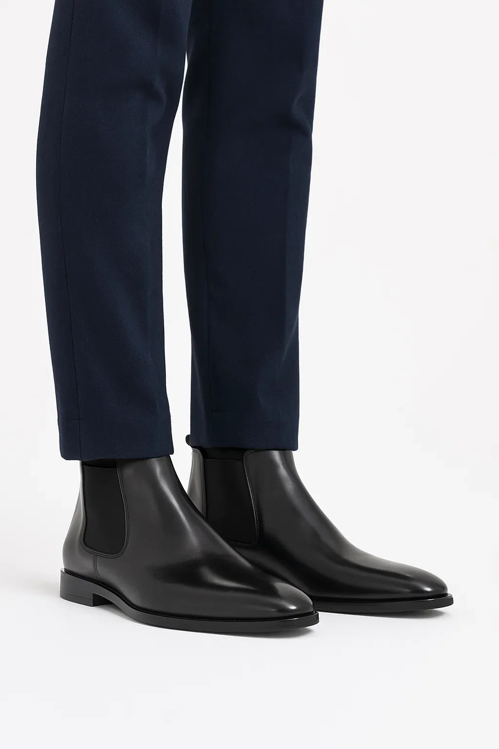 Sleek Almond Toe Chelsea Ankle Boots - Chelsea boots - Photo 2