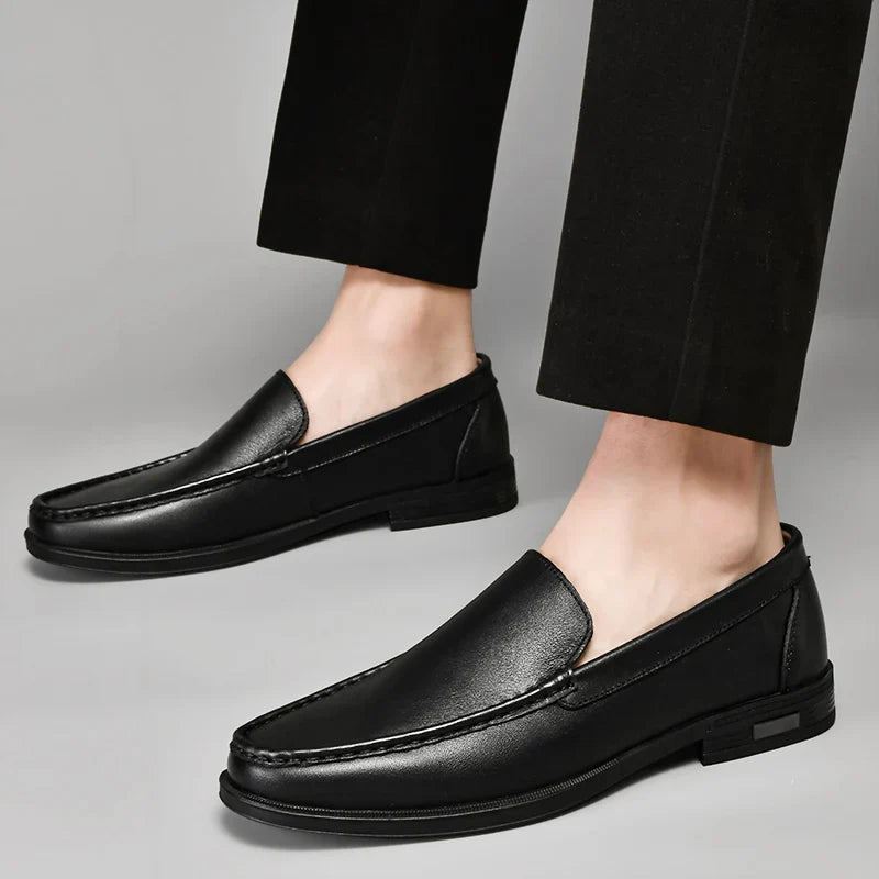 Classic Leather Penny Loafers with Sleek Slip-On Silhouette  display picture 1