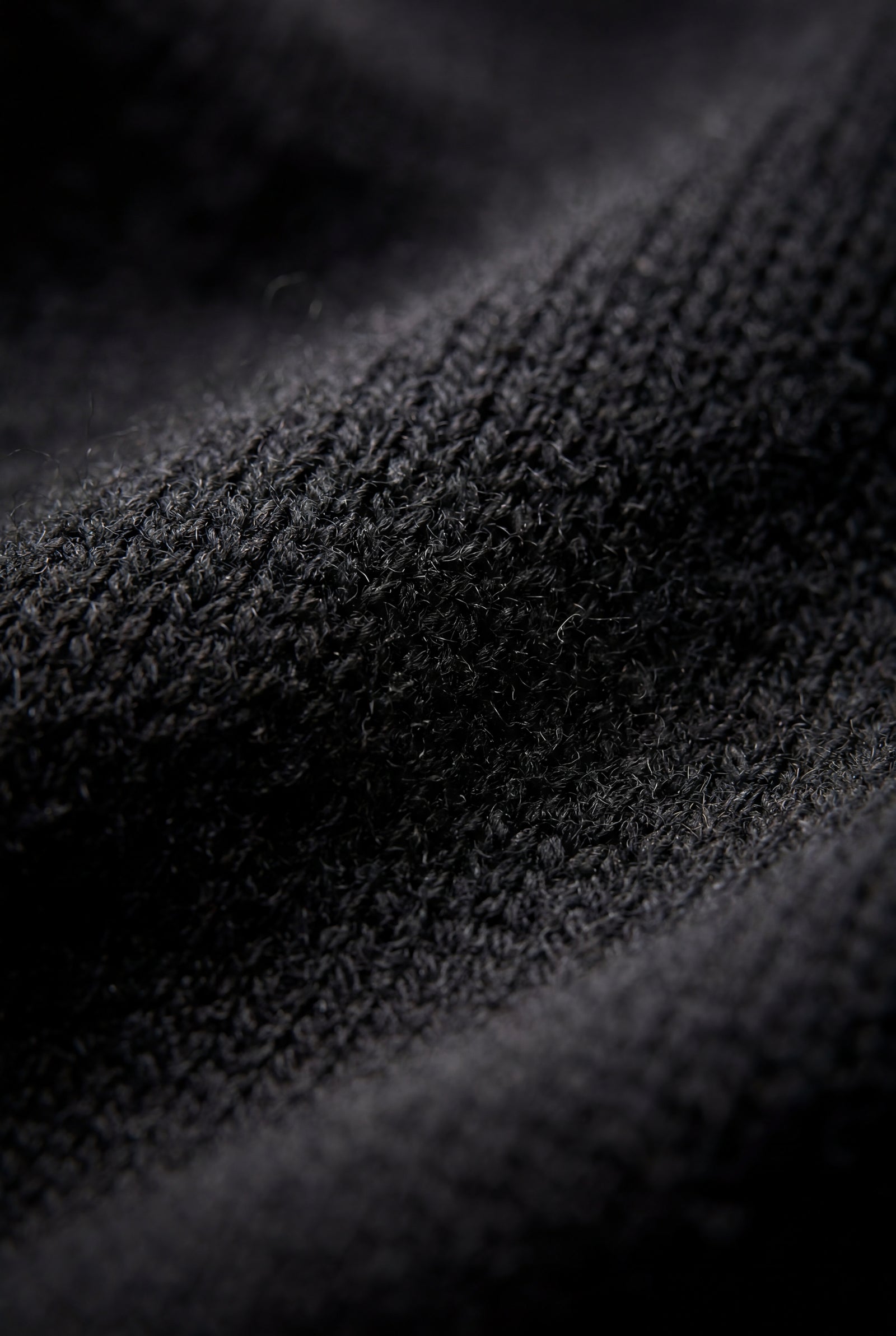 Black Sleeveless V-neck Knitted Sweater Vest with Ribbed Hem - V neck sweater - Photo 3