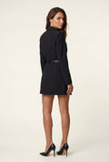 Black Tailored Belted Blazer with Notched Lapels and Flap Pockets - Belted blazers - Photo 2