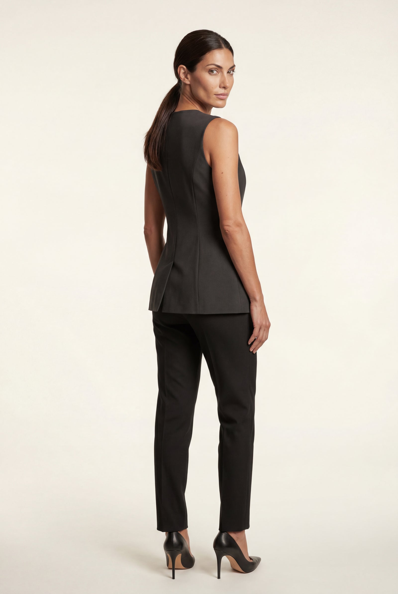 Black Women's Tailored Button-Front Sleeveless Tank Top - Tank tops - Photo 6