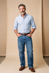 Men's Jeans Relaxed Fit in Blue — studio shot