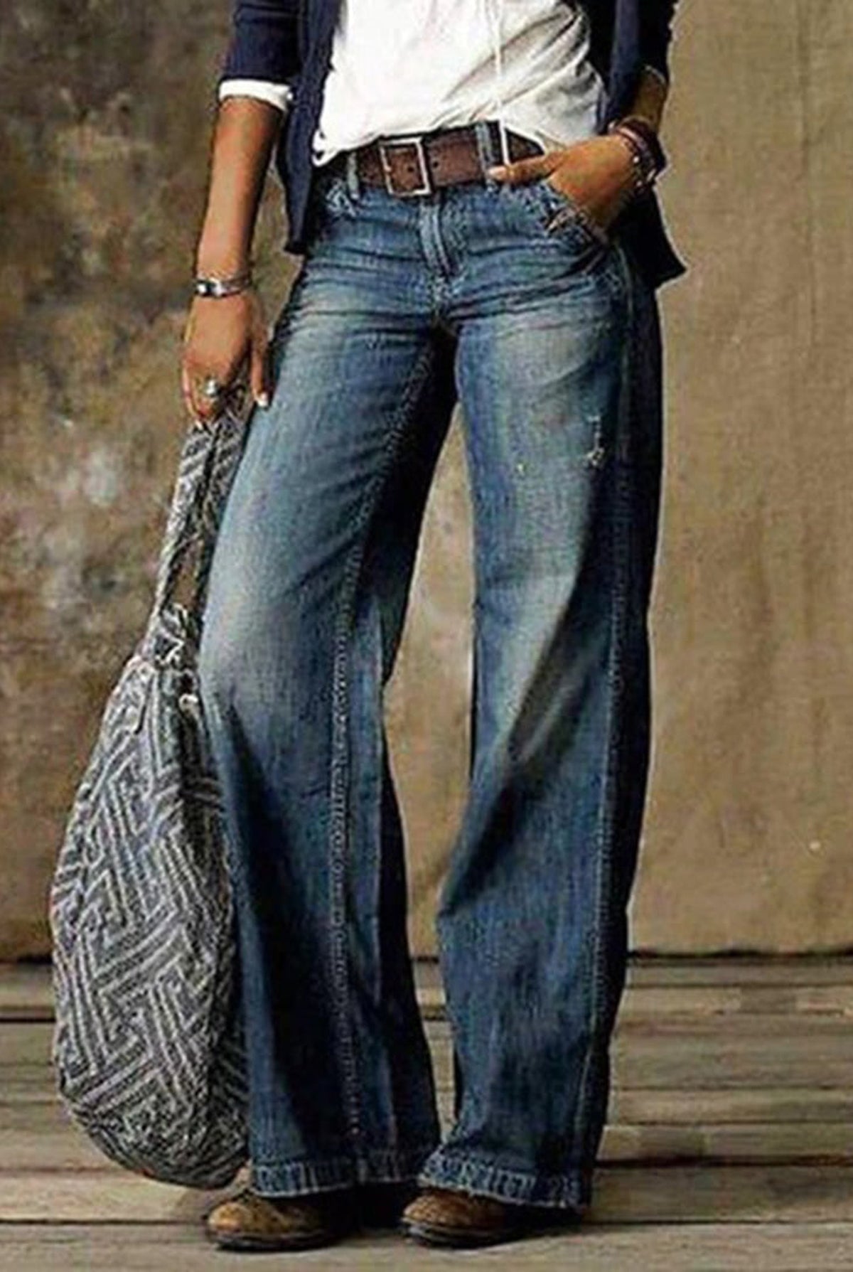 Wide-Leg Denim Jeans in Blue — front view