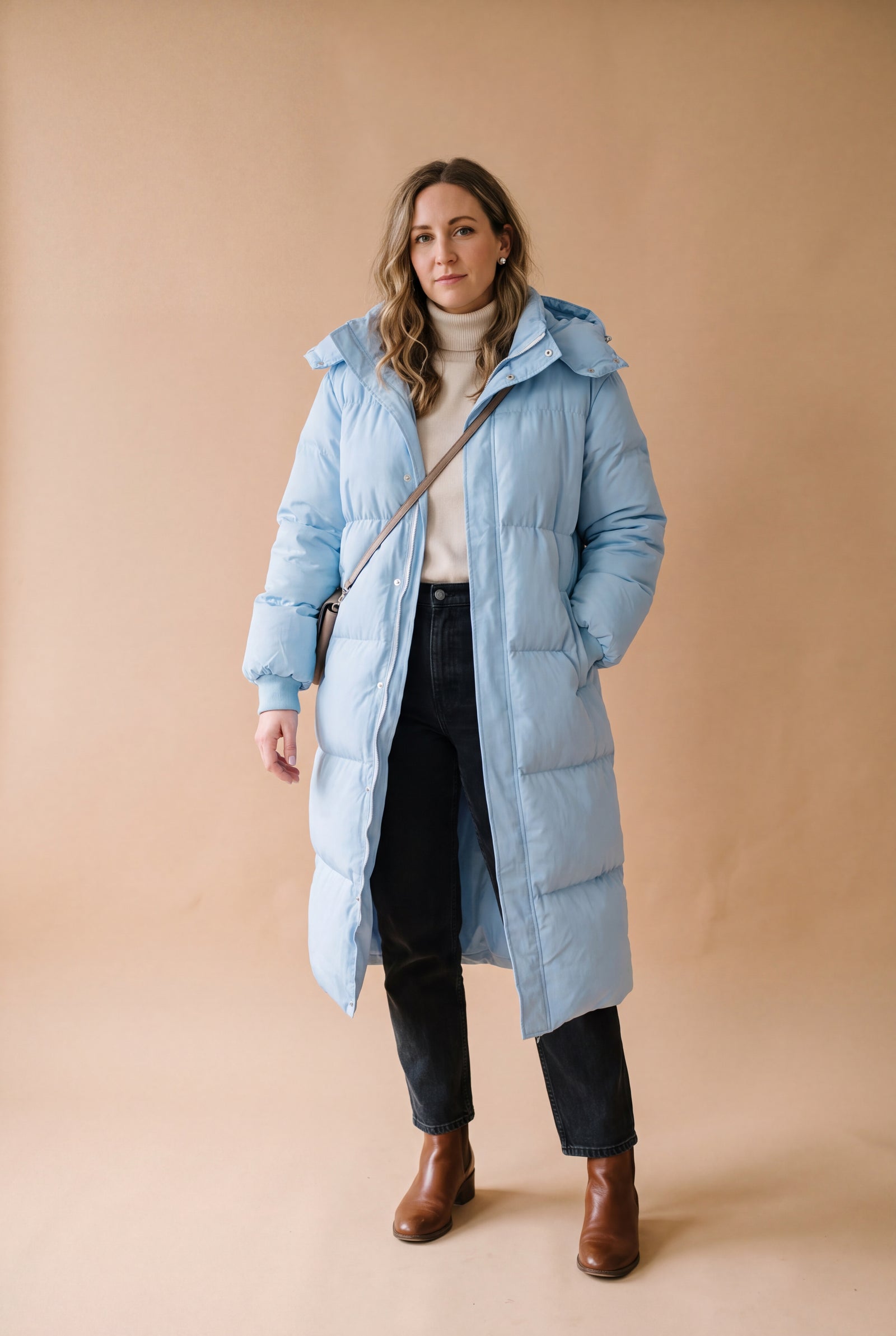 Women's Puffer Jacket Hooded in Blue — studio primary