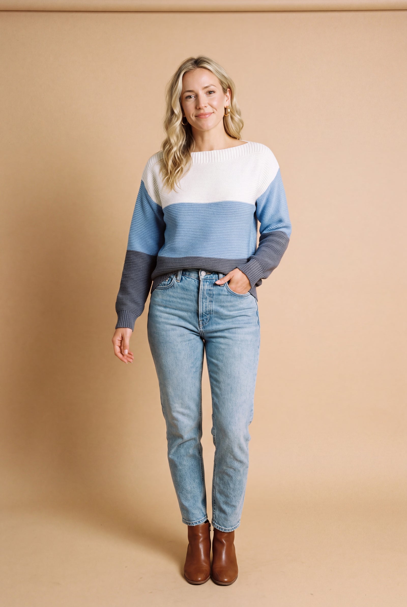 Women's Sweater Ombre Relaxed Fit in Blue — ombre relaxed studio
