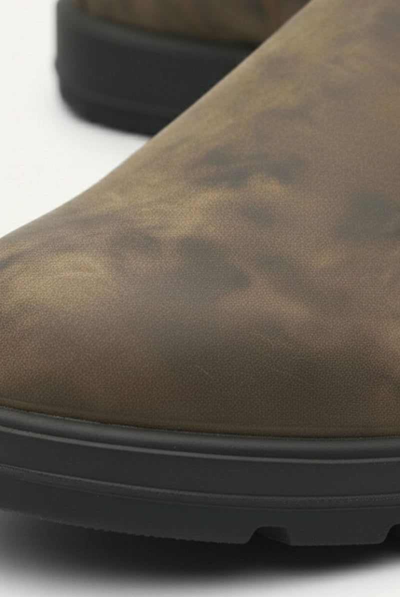 Leather Chelsea Boots in Brown — detail