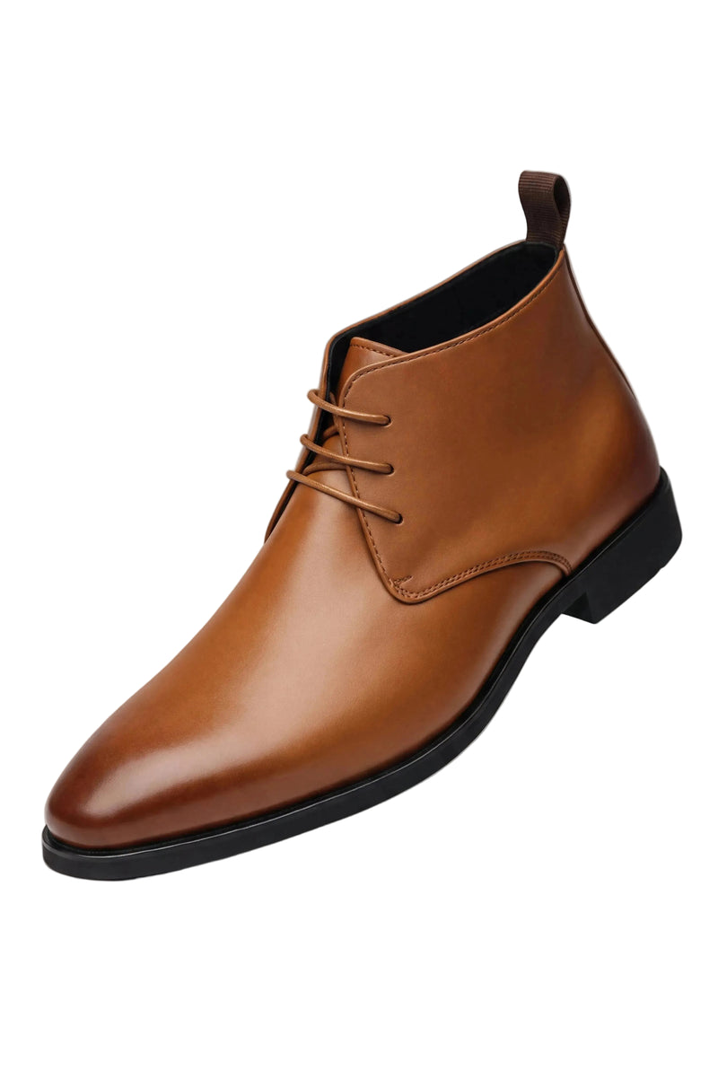 Men's Chukka Boots Sleek Silhouette in Brown — primary packshot