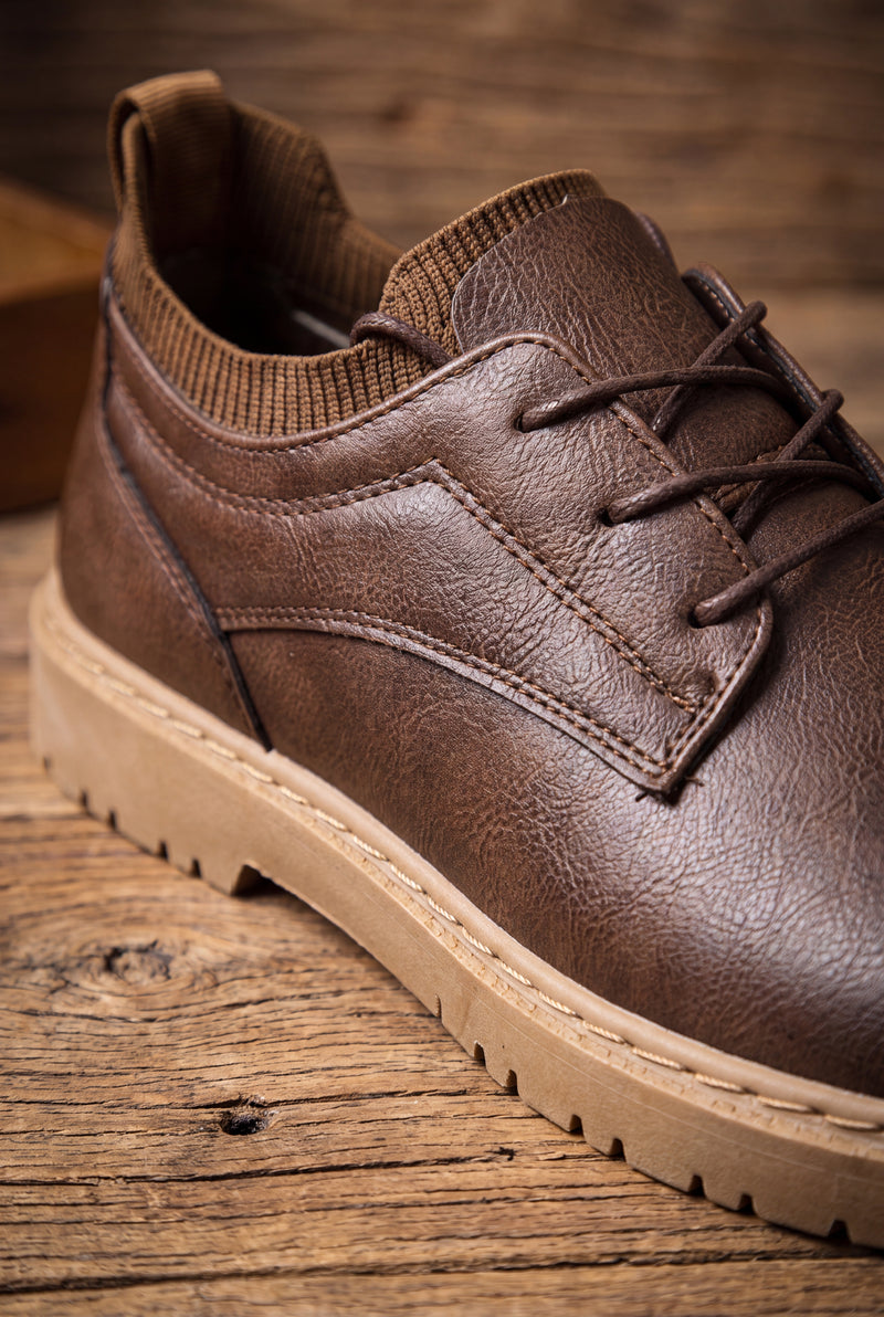 Men's Lace-Up Boots Anti-Slip in Brown — secondary detail
