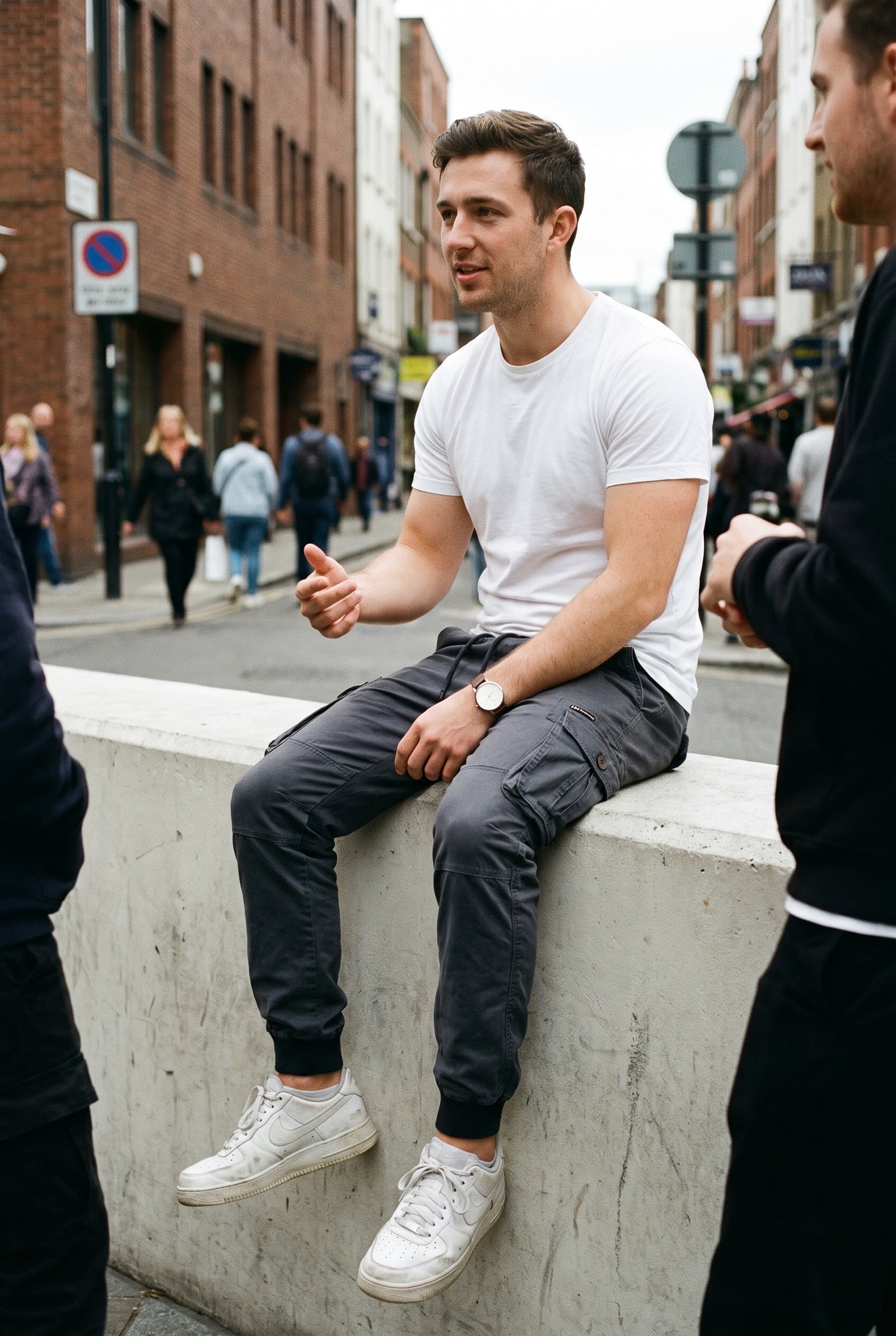 Men's Cargo Pants Modern Fit in Charcoal — secondary lifestyle