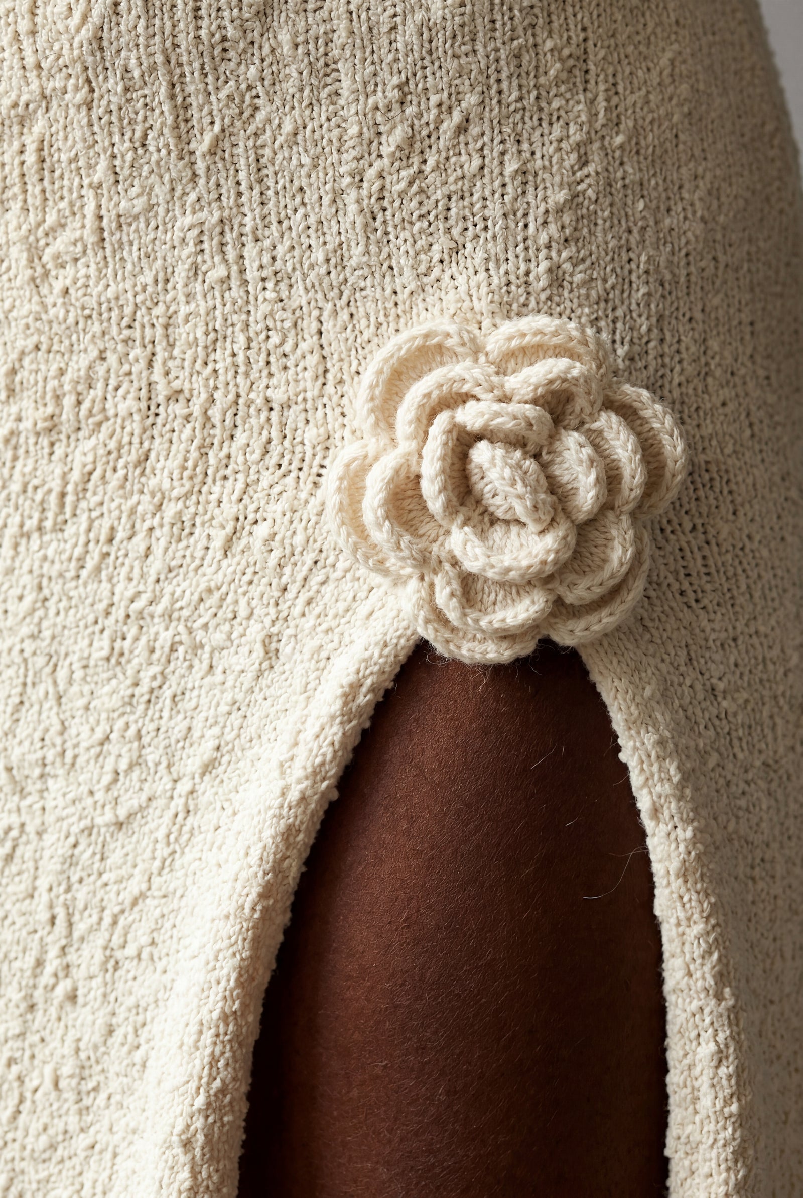 Cream Floral Appliqué Halter Neck Bodycon Maxi Dress - Photo 6