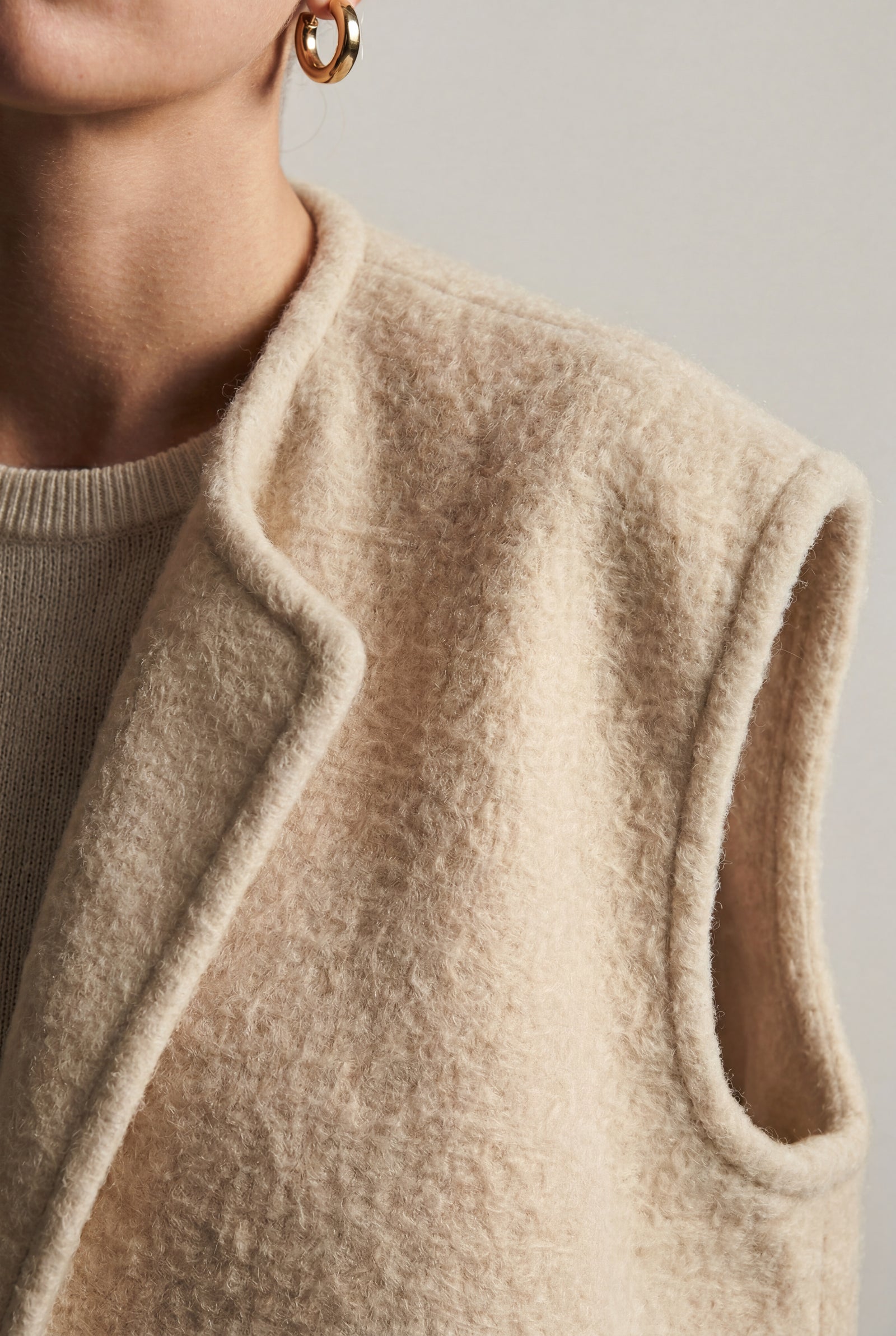 Cream Oversized Sleeveless Open-front Cardigan Vest - Oversized cardigan - Photo 19