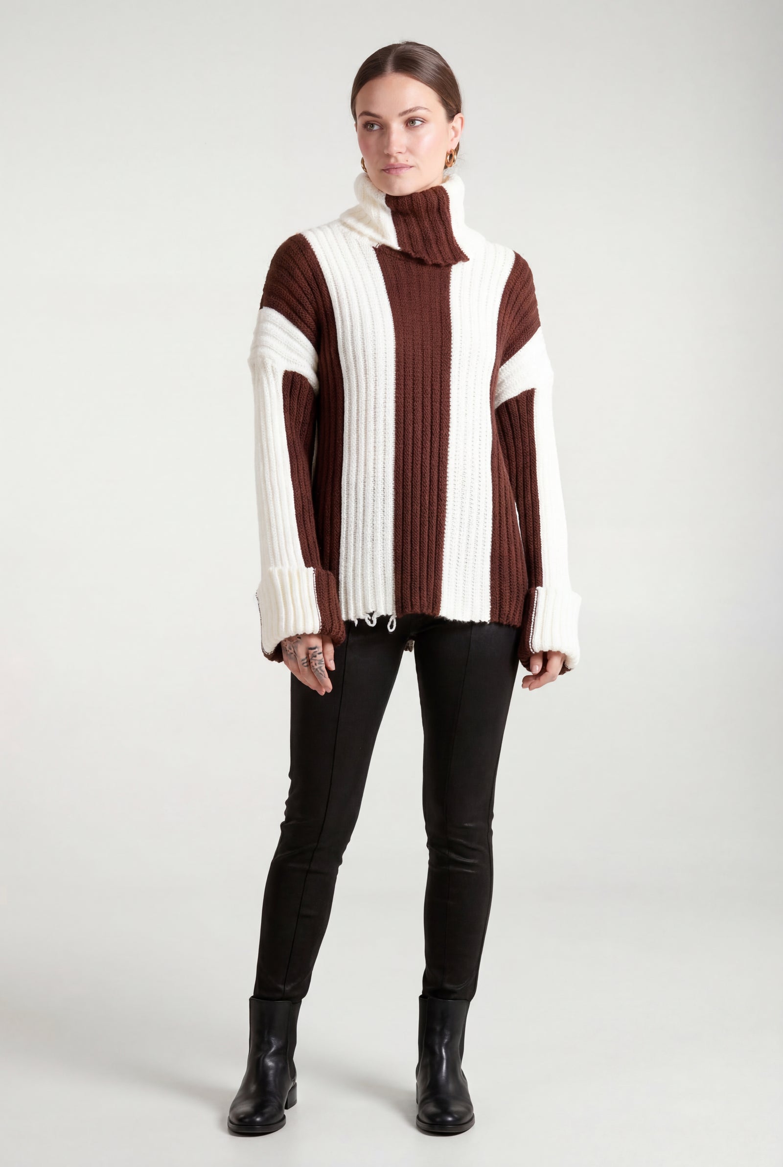 Dark Brown Oversized Chunky Ribbed Turtleneck Striped Sweater - Oversized sweater - Photo 6