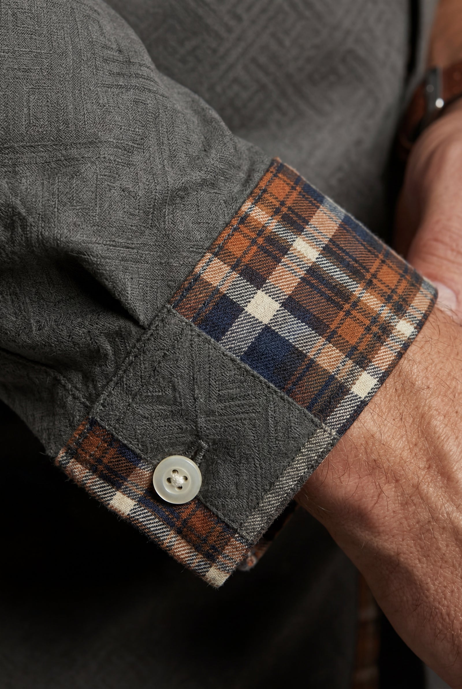 Dark Gray Men's Plaid Trim Button-Up Casual Shirt - Photo 6