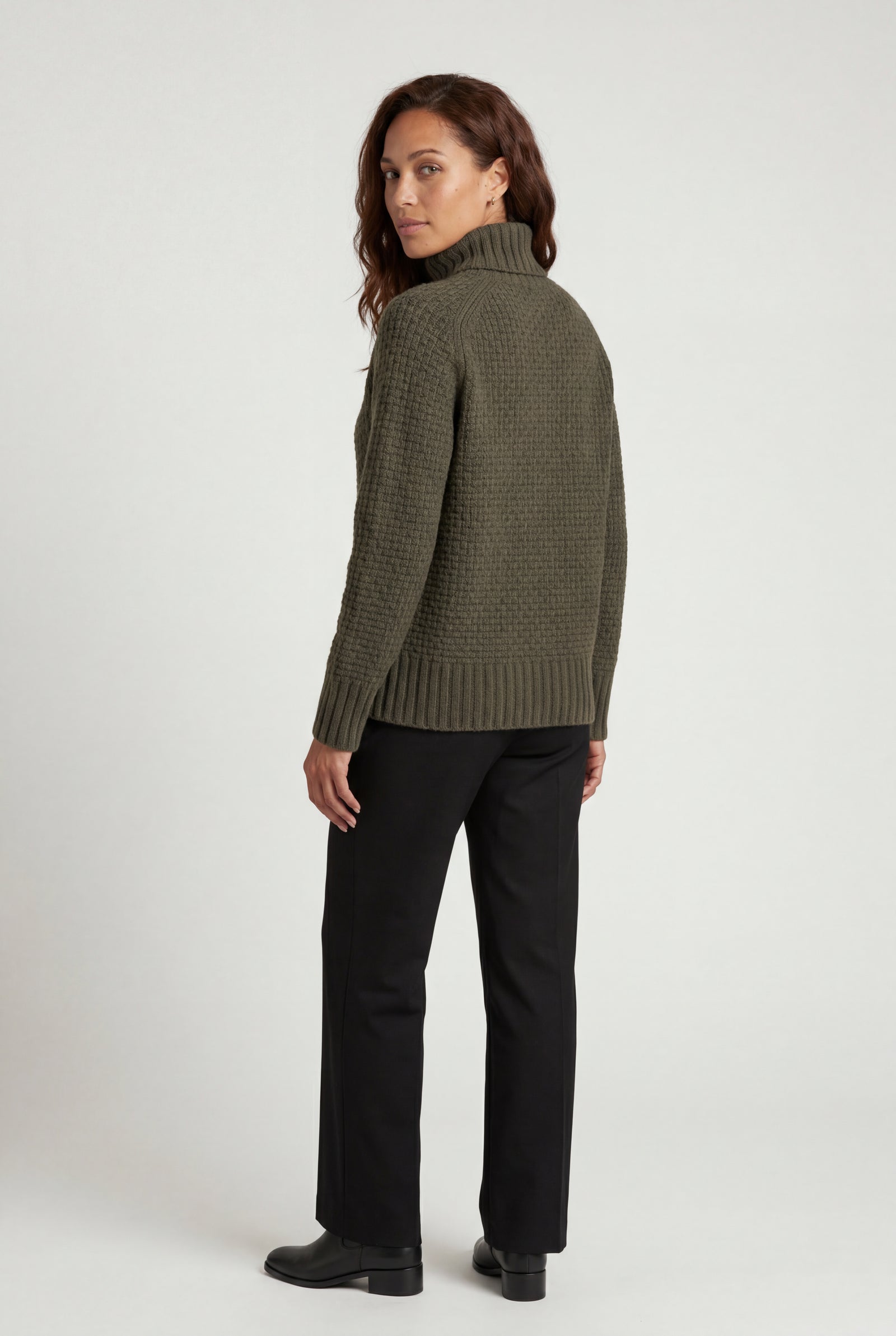 Dark Green Chunky Ribbed Oversized Turtleneck Sweater - Photo 4