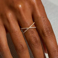 Gold Gold-tone Crystal Pavé Criss-cross Fashion Ring - Fashion rings - Photo 2