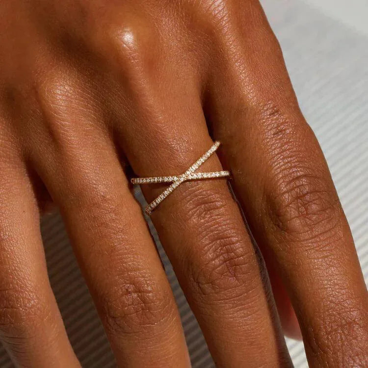 Gold Gold-tone Crystal Pavé Criss-cross Fashion Ring - Fashion rings - Photo 2