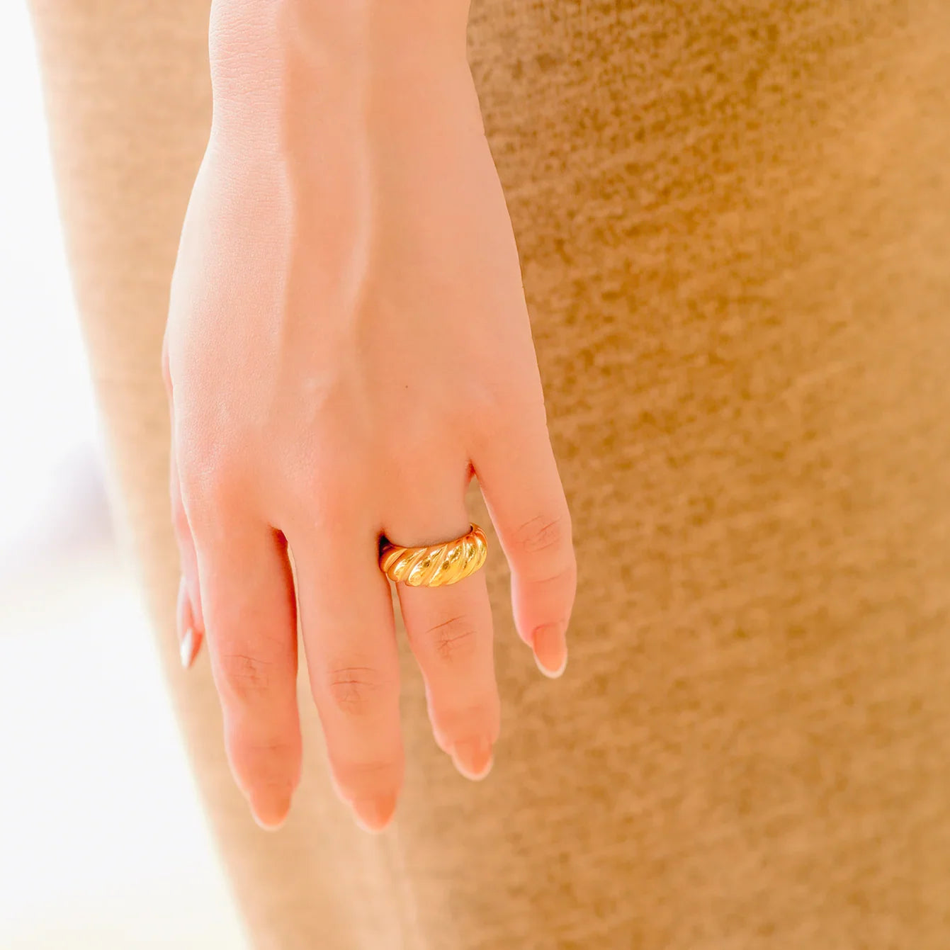 Gold Twisted Domed Gold-tone Statement Ring with Chunky Band - Statement rings - Photo 5