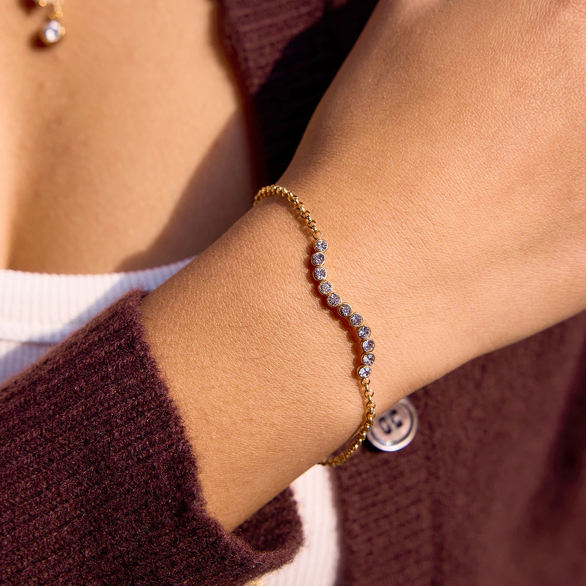 Gold Wave Bar Diamond Accent Gold Chain Bracelet - Photo 2