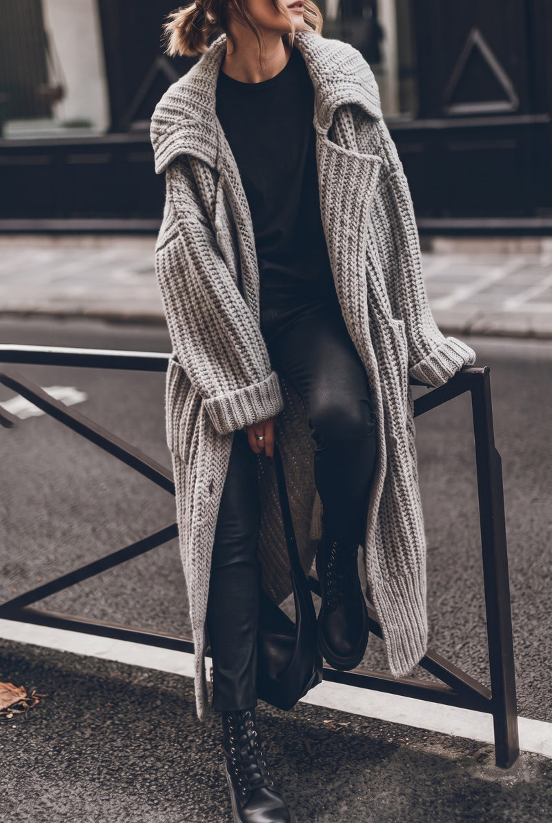 Chunky Knit Oversized Cardigan in Gray — Stilenza main image