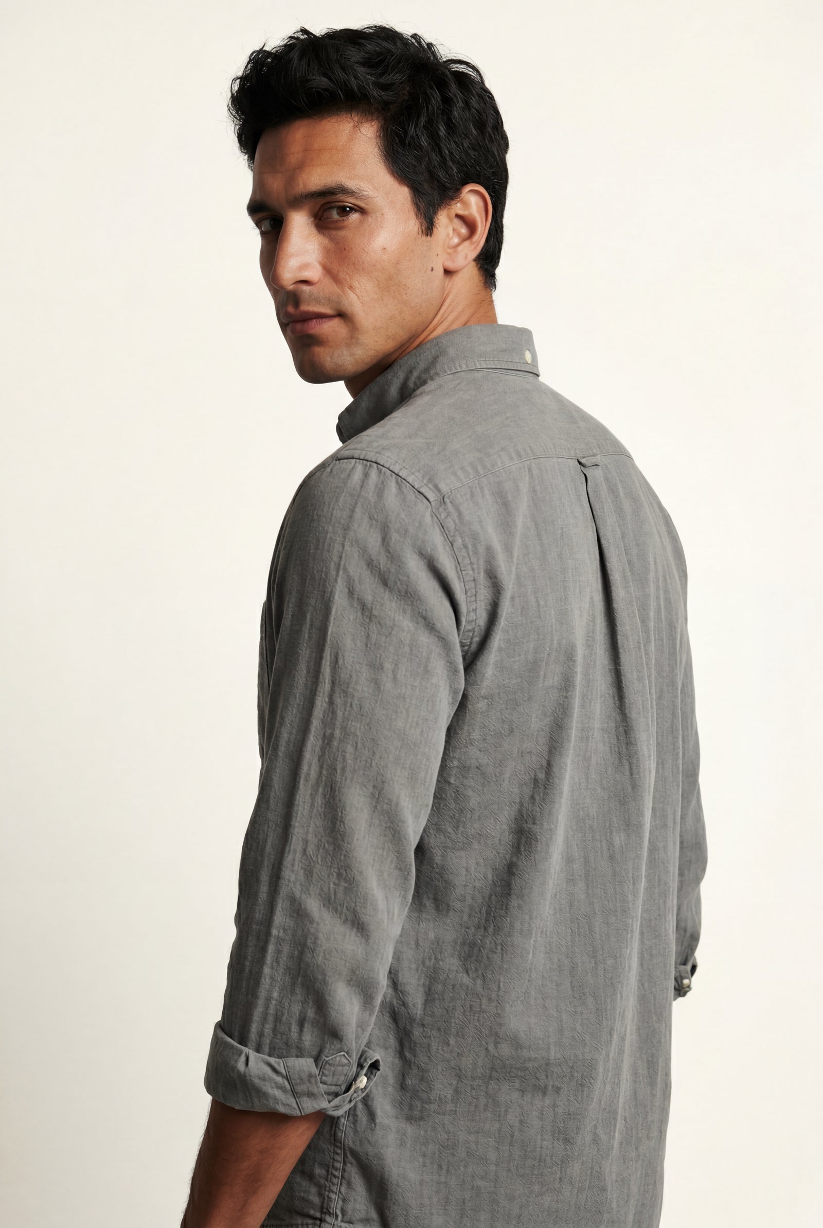 Gray Classic Button-down Oxford Shirt with Chest Pocket - Men's Shirts - Photo 10