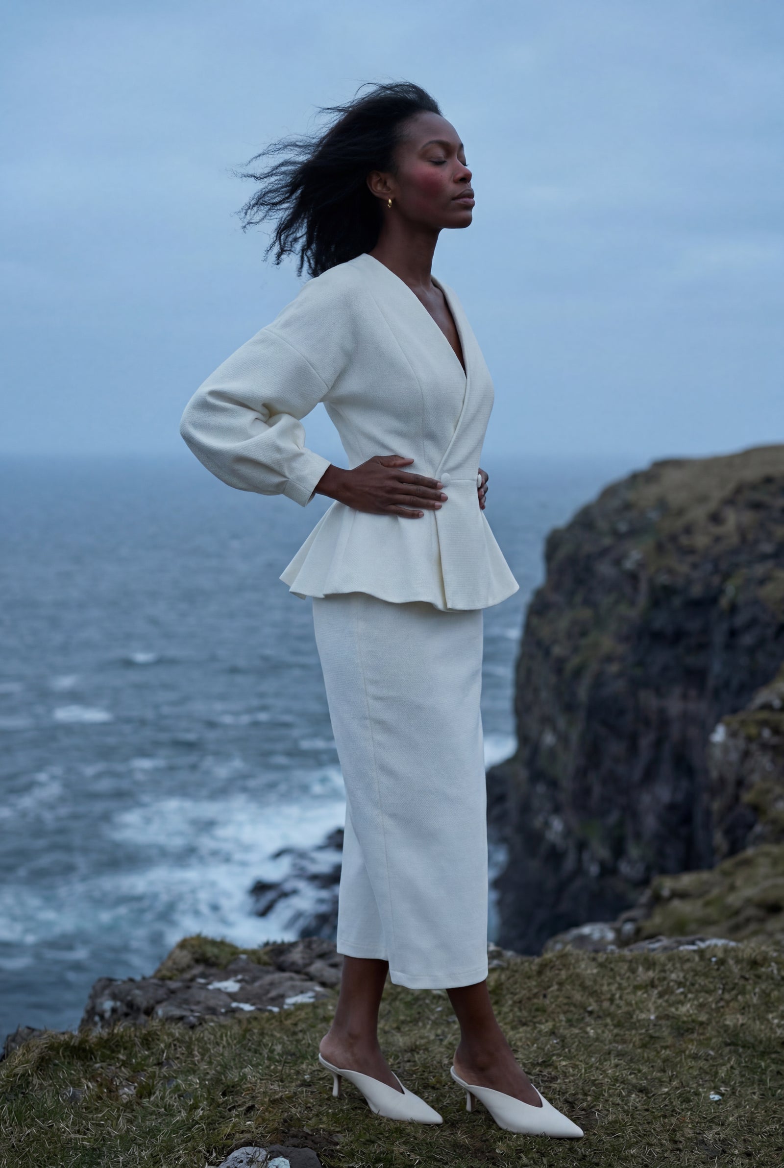 White Peplum Blazer and Long Pencil Skirt Set with Balloon Sleeves - Skirt suits - Photo 6