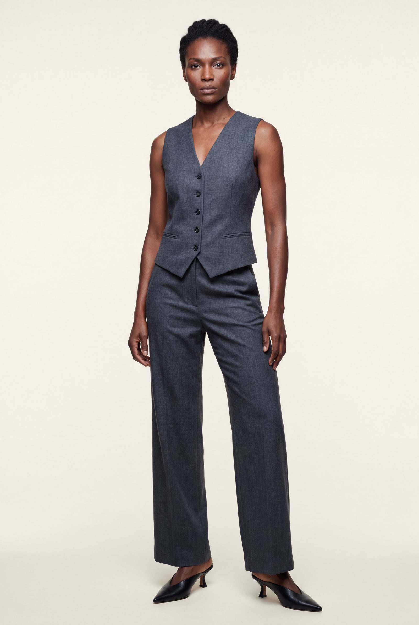 Gray Textured Button-front Gilet Vest with Crew Neckline - Photo 5