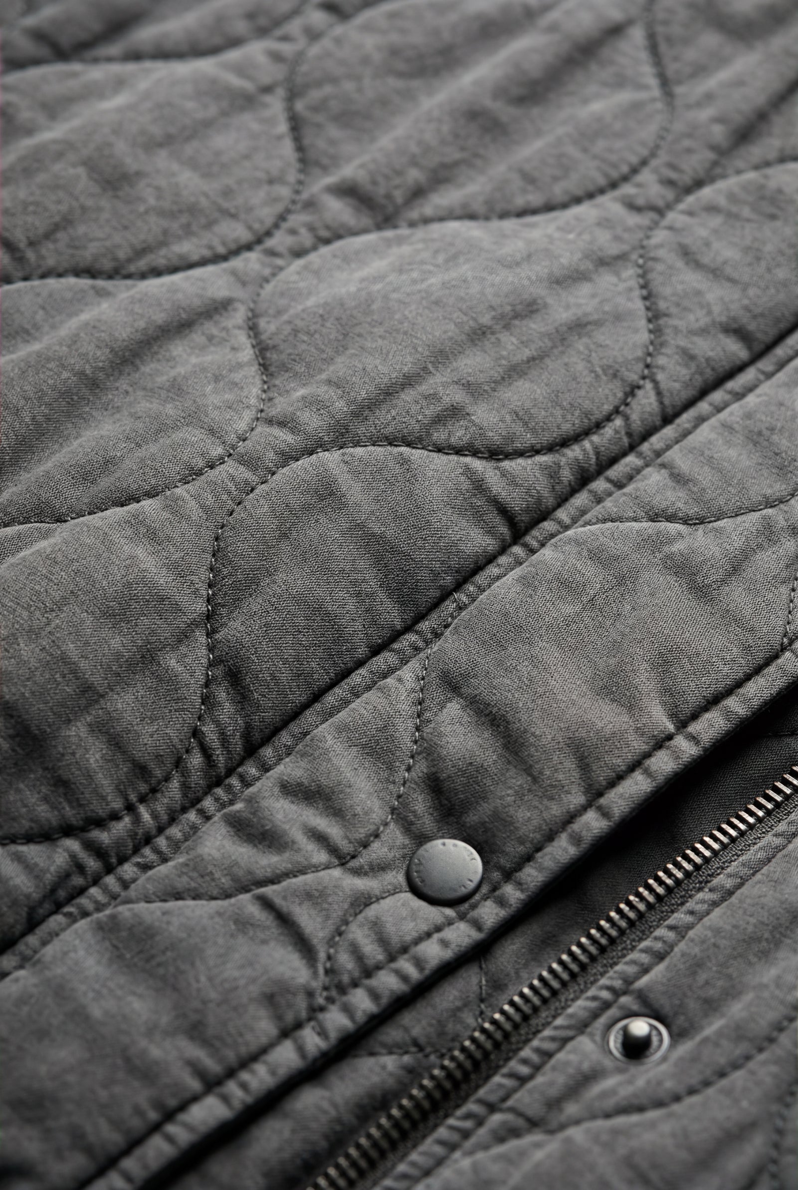 Gray Washed Charcoal Quilted Bomber Jacket with Ribbed Trim - Bomber jackets - Photo 3