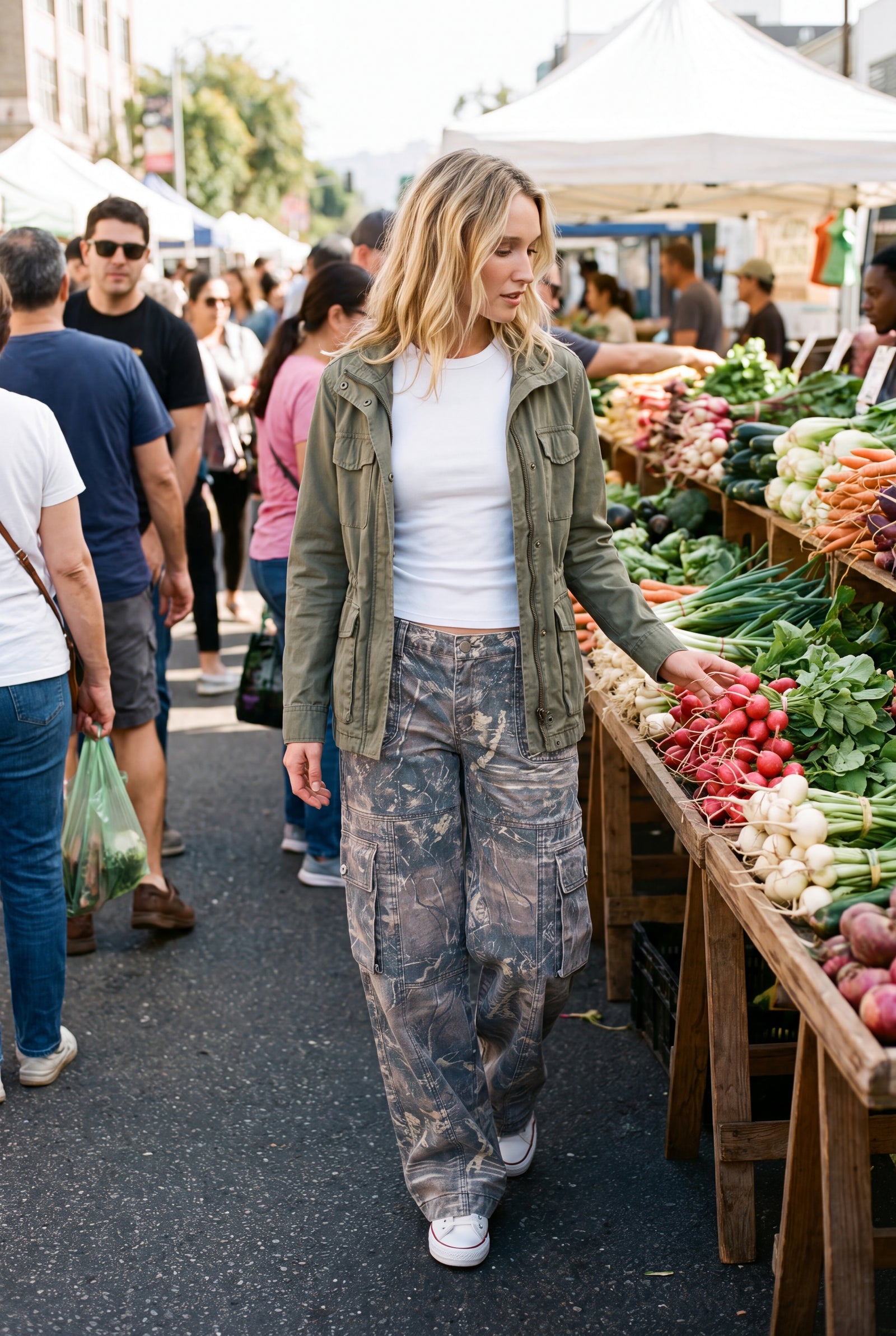 Women Cargo Pants Camouflage Print in Gray — lifestyle market