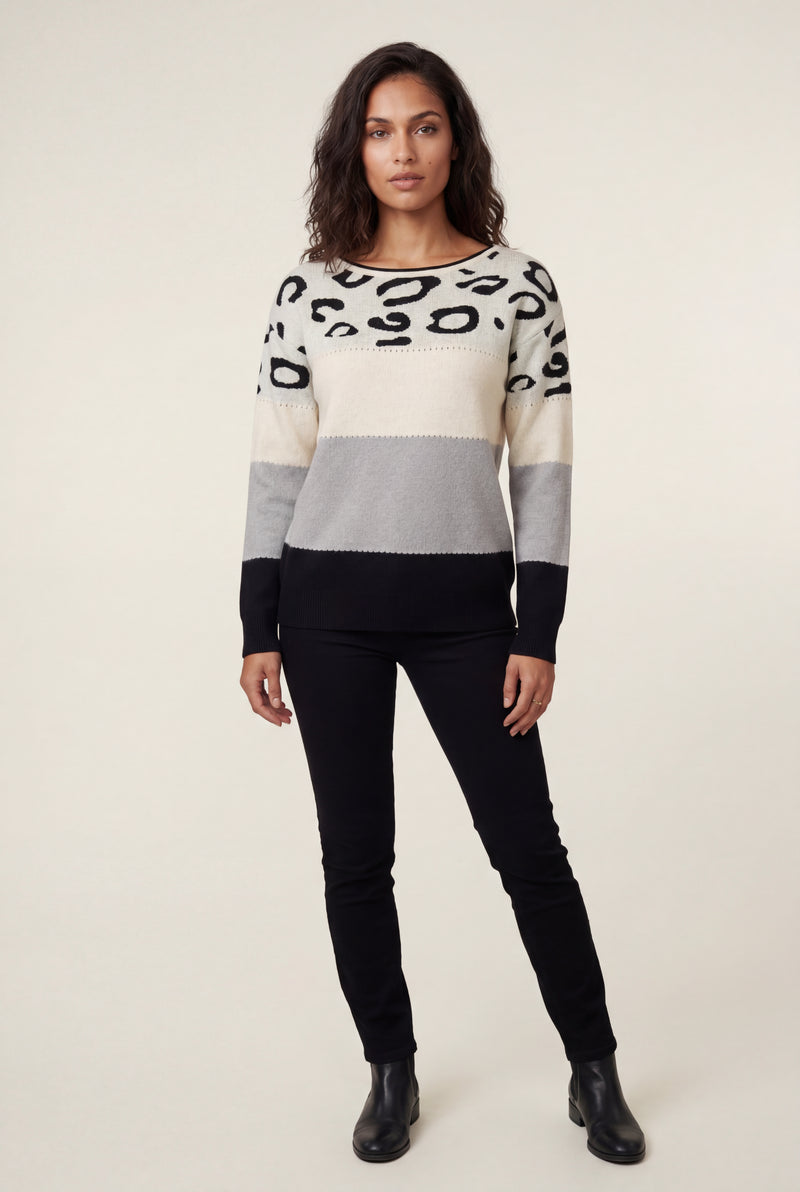 Gray Women's Color-Block Leopard Jacquard Crew Neck Sweater - Knitted sweaters - Photo 4