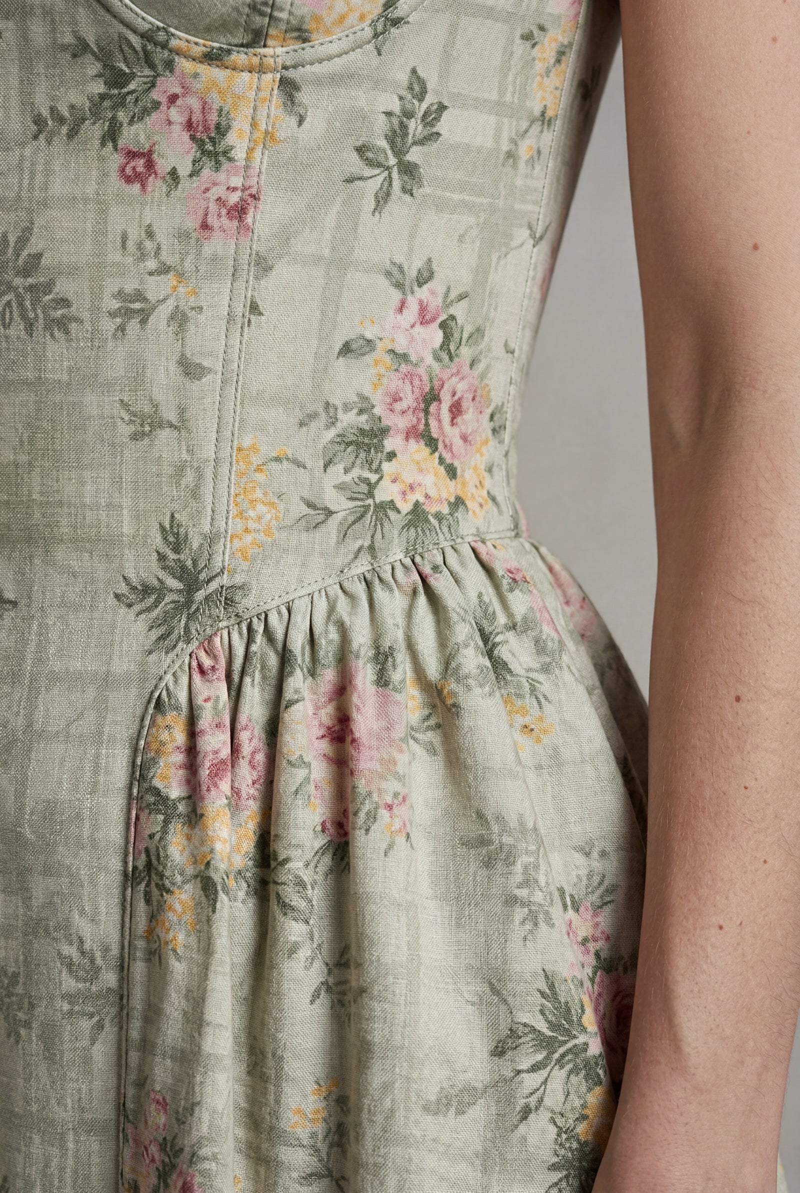 Green Floral Corset Bodice Midi Dress with Spaghetti Straps - Photo 6