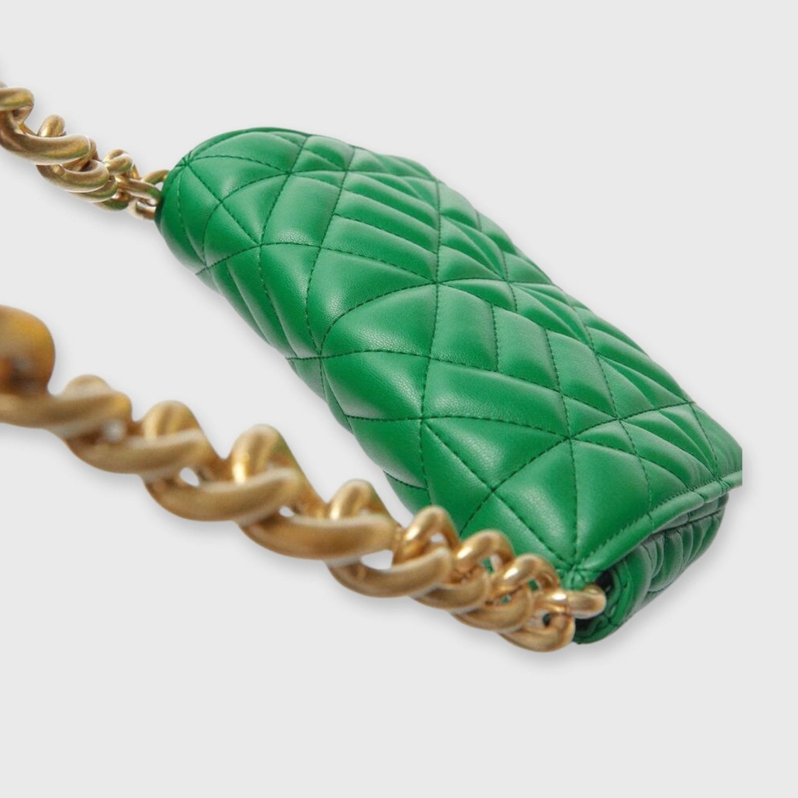 Green Women's Green Quilted Mini Shoulder Bag with Gold Chain - Shoulder bags - Photo 4
