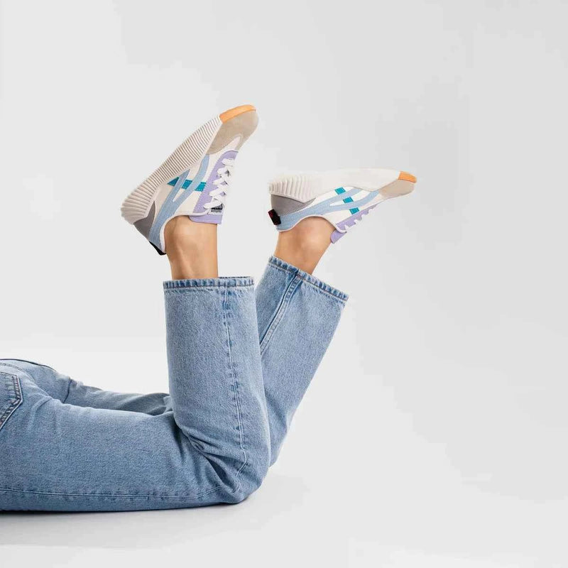 Women's Retro Low-Top Slip-On Sneakers with Color-Block Panels - Slip-on shoes - Photo 4