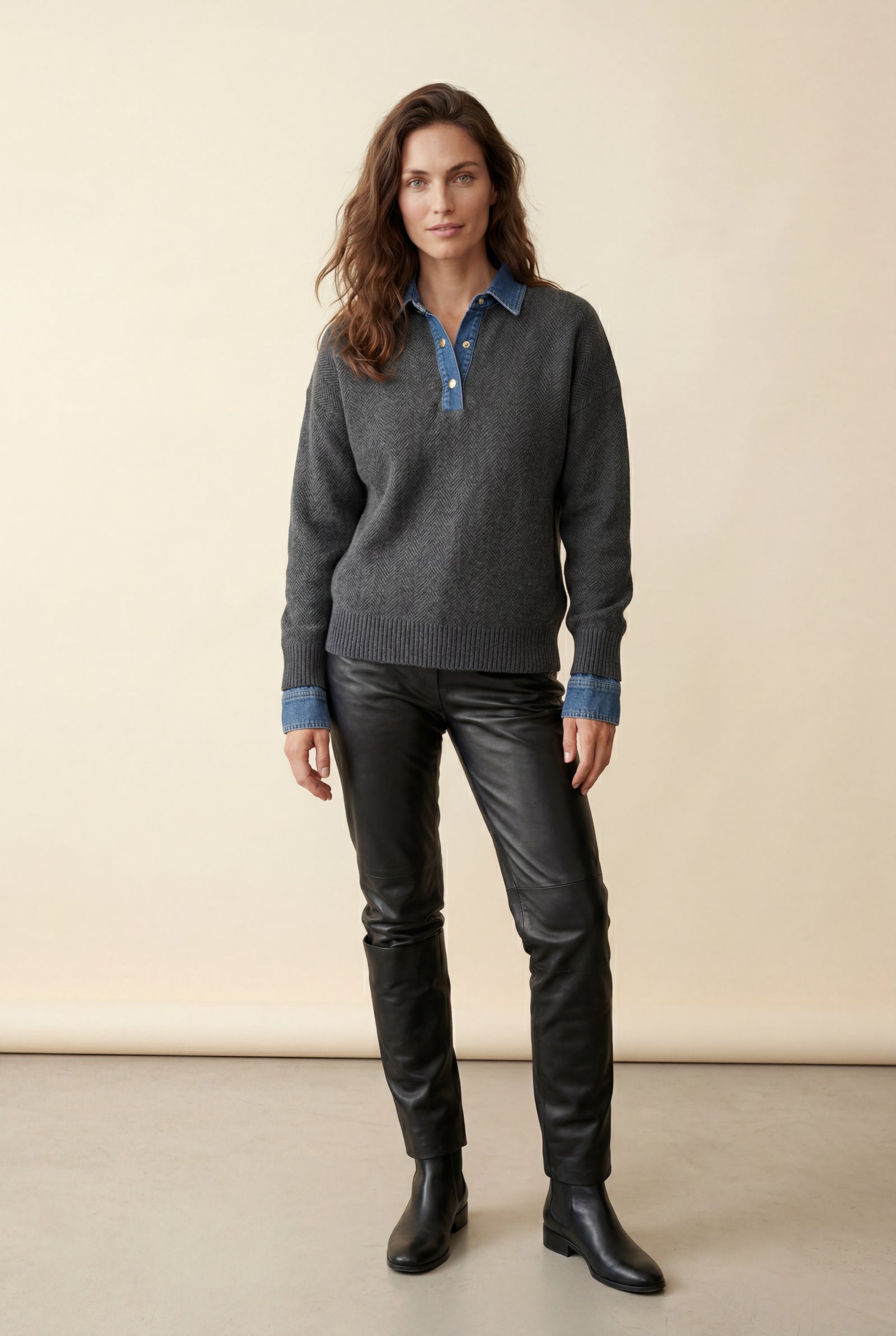 Light Gray Women's Contrast Collar Pullover Sweater - Sweaters - Photo 6