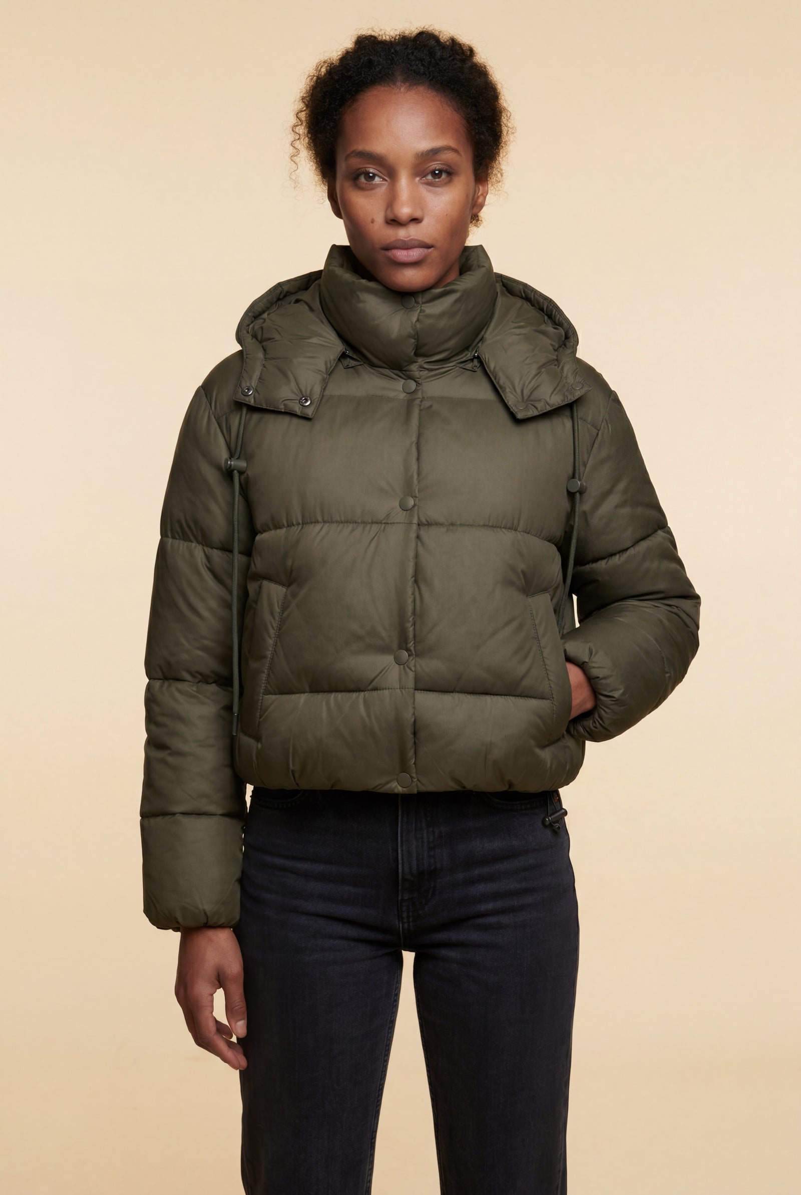 Olive Green Cropped Hooded Puffer Jacket with Boxy Silhouette - Puffer jackets - Photo 1