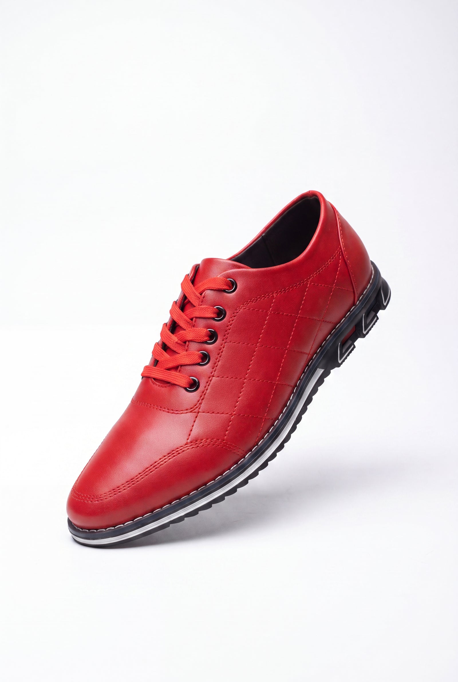 Men's Sneakers Quilted Low Top in Red — primary packshot