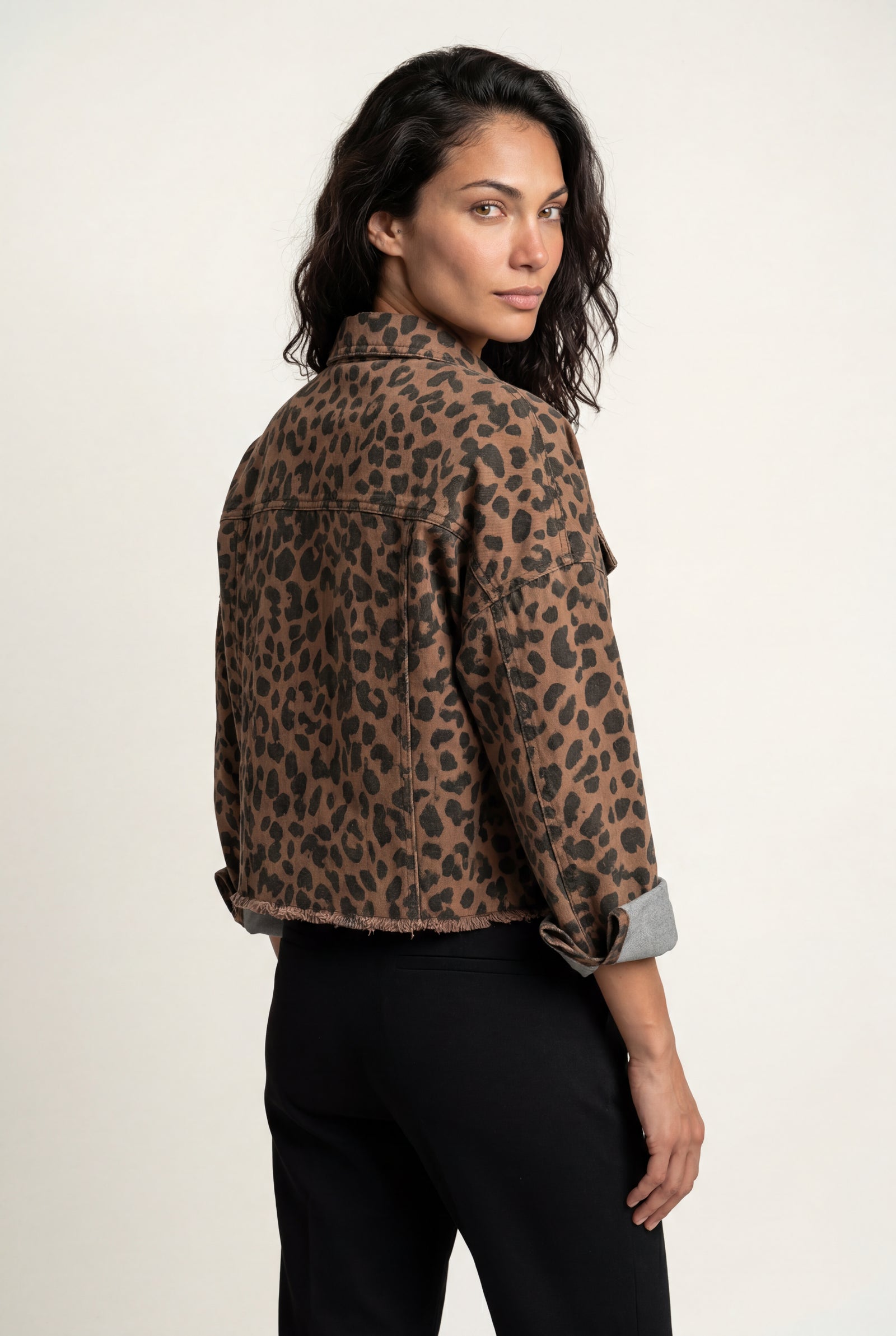 Brown Brown Leopard Print Cropped Jacket with Boxy Fit - Denim jackets - Photo 2