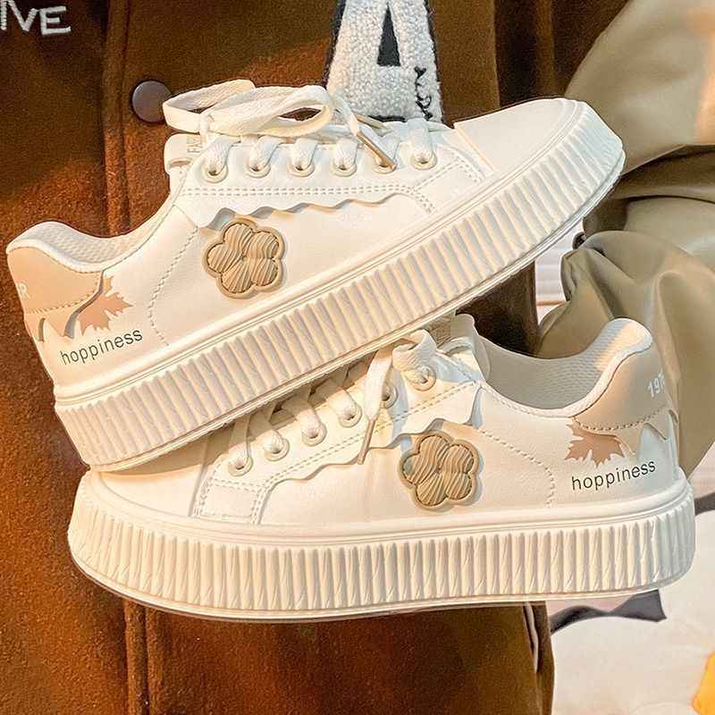 White Beige Floral Applique Platform Lace up Sneakers Off White - Photo 3