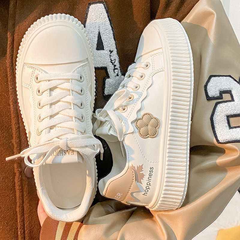 White Beige Floral Applique Platform Lace up Sneakers Off White - Photo 4