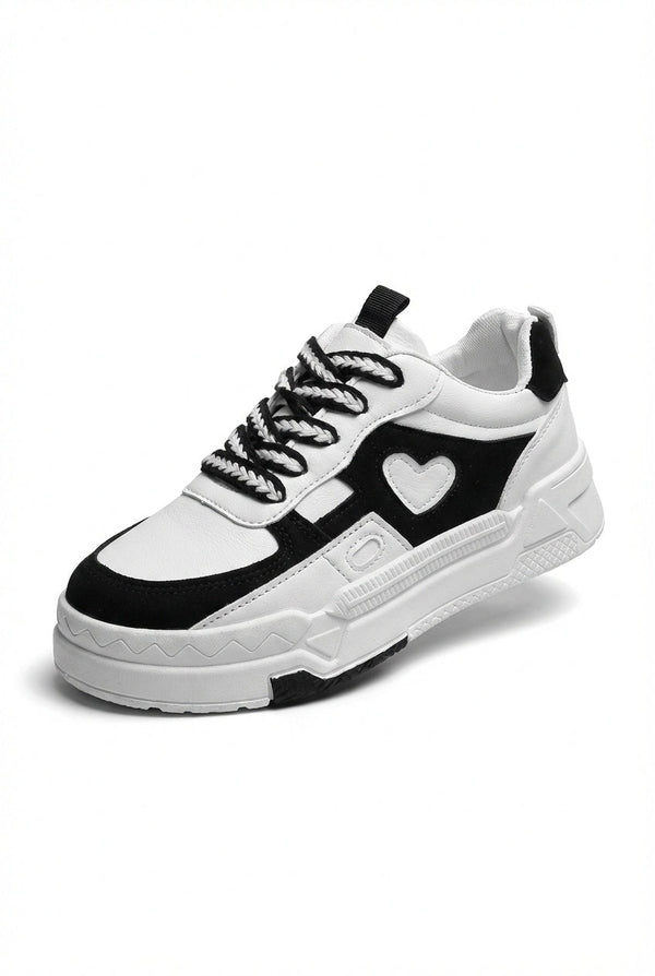 White Black and White Chunky Heart-applique Sneakers - Chunky sneakers - Photo 1