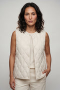 White Diamond-quilted Sleeveless Bodywarmer Vest with Snap Closure - Photo 1