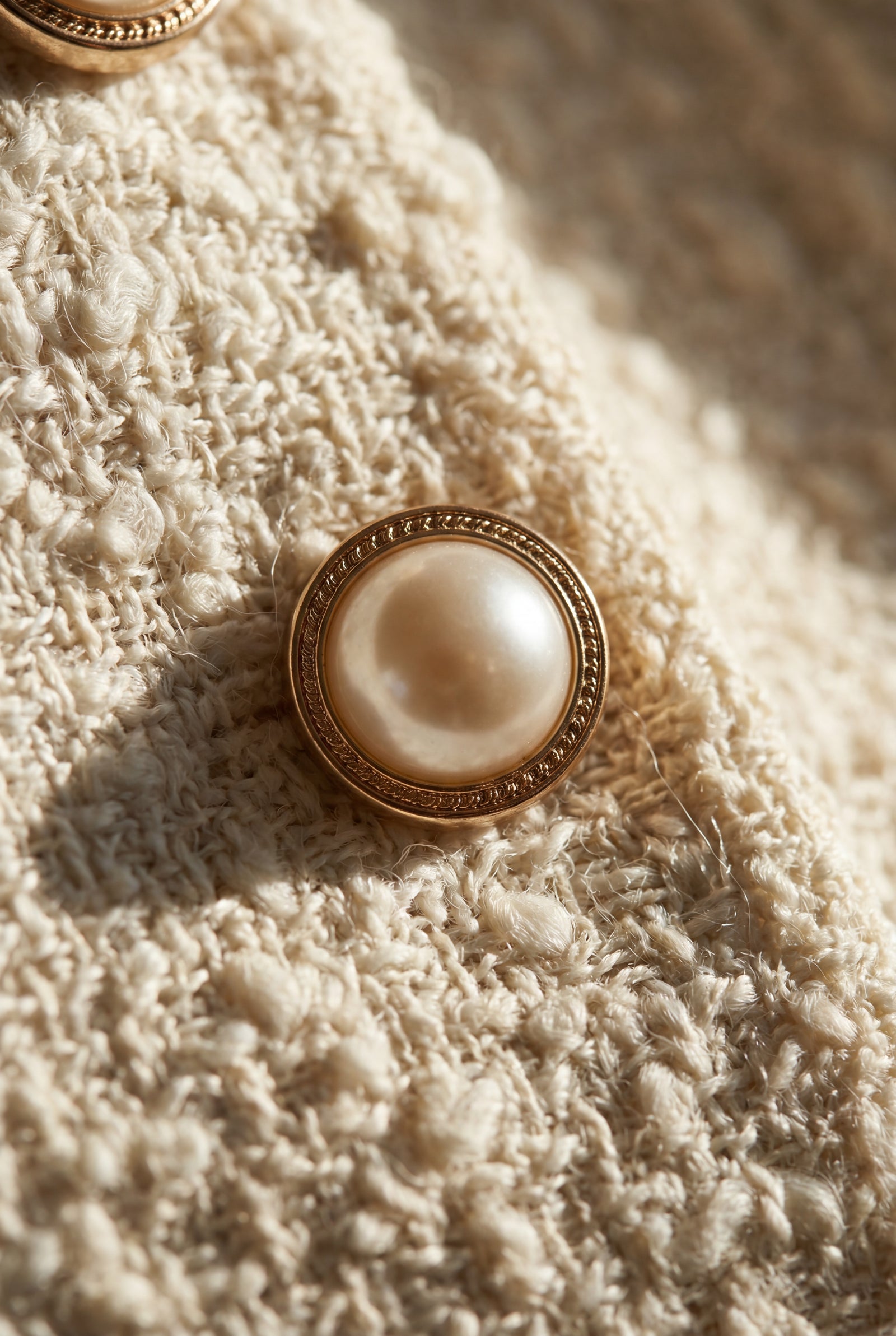 White Ivory Bouclé Pearl Button A-line Mini Skirt - Photo 3