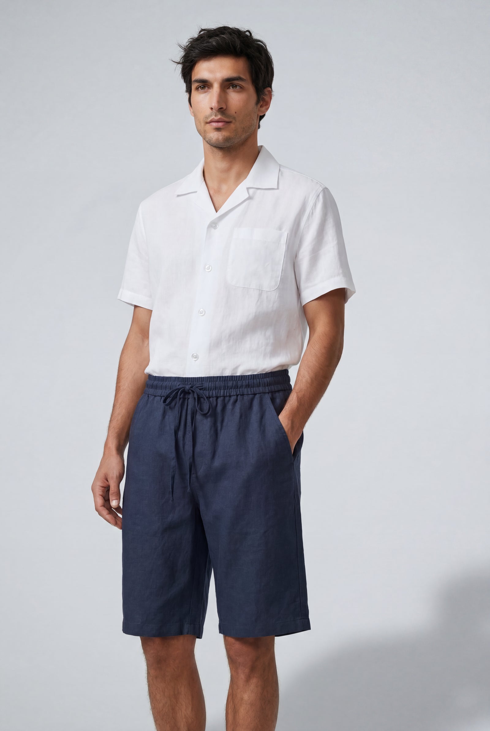 White Relaxed Fit Above Knee Drawstring Shorts - Relaxed fit shorts - Photo 2