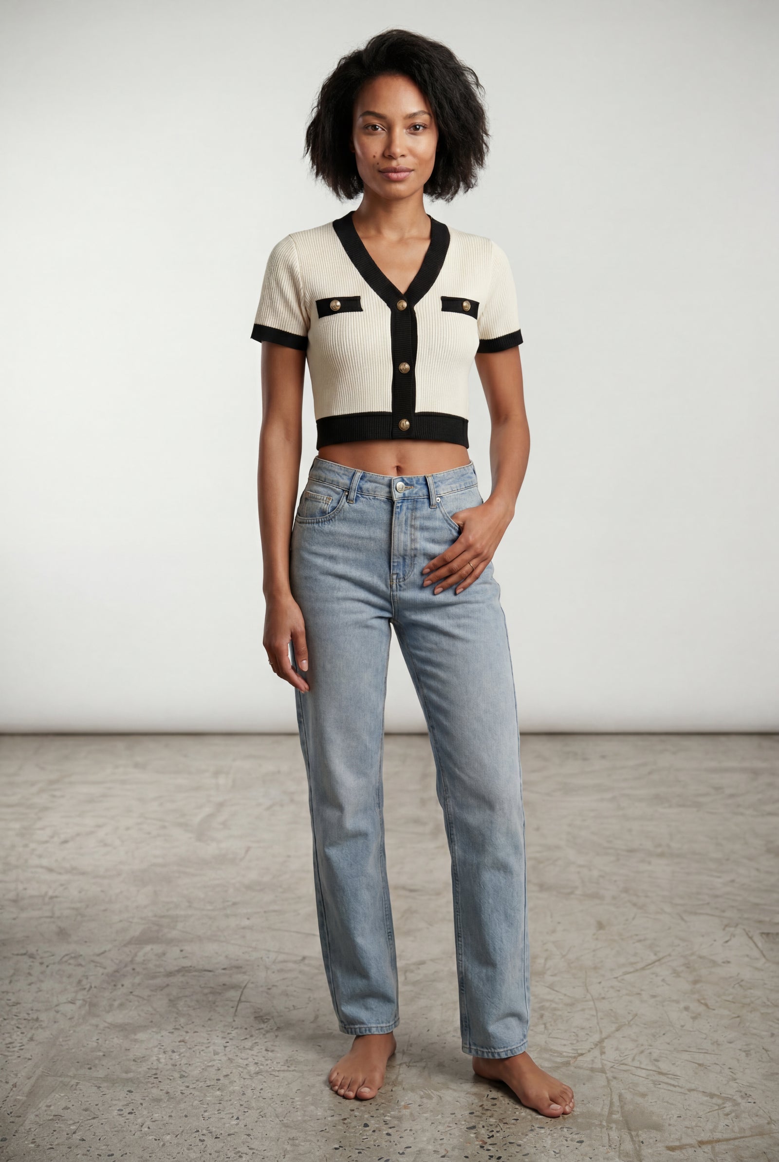 White Ribbed Contrast-trim Cropped Cardigan Top - Cropped tops - Photo 4