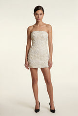 White Strapless 3d Rose Applique Bodycon Mini Dress - Mini cocktail dress - Photo 1