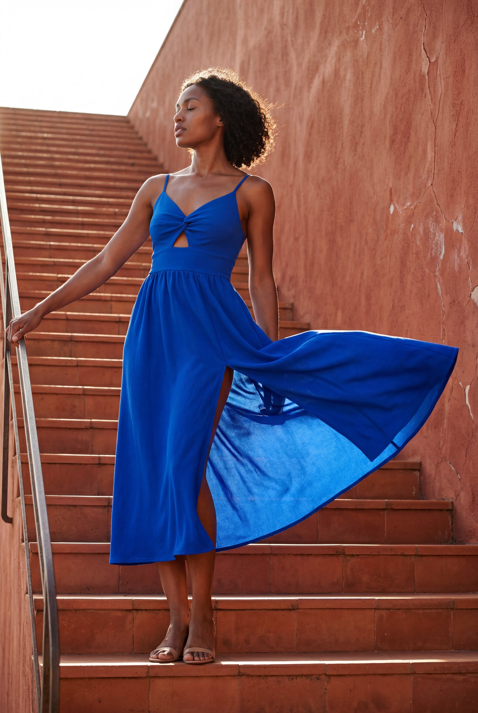 Blue Twist-front Cutout Midi Dress with Side Slit - Photo 23