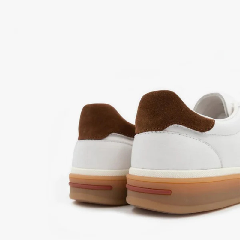 White White Retro Low Top Sneakers with Accents - Photo 4