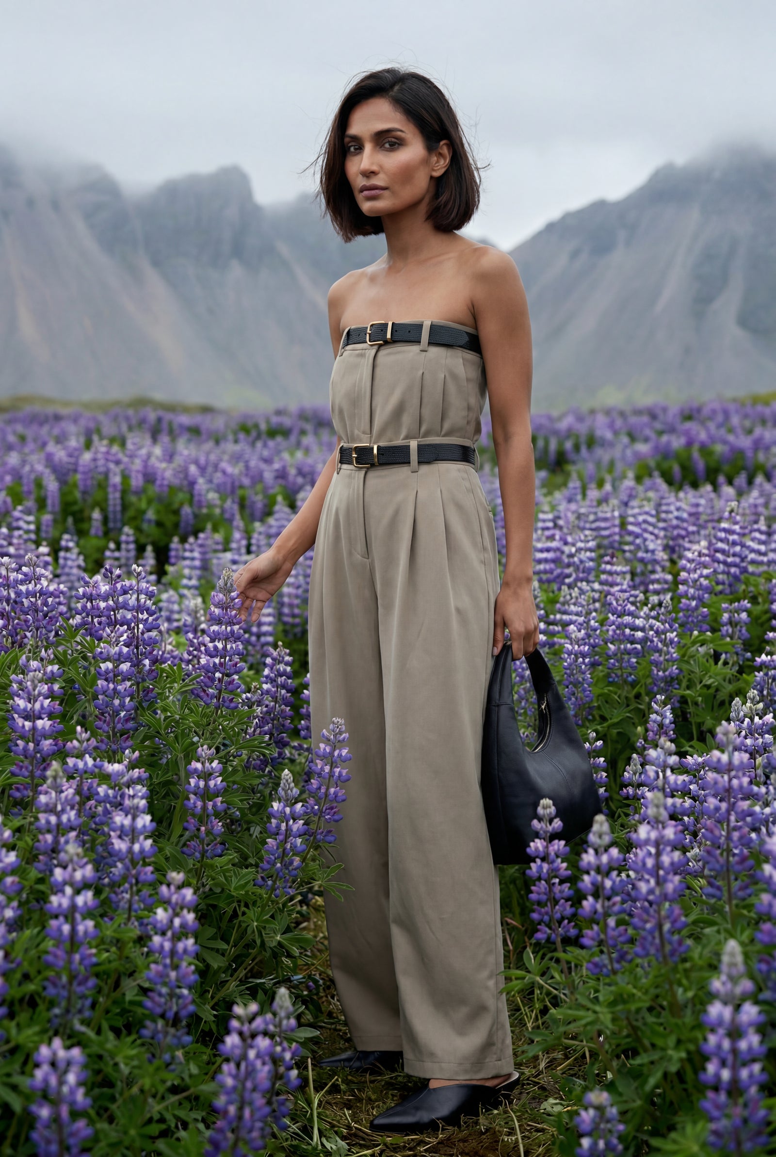 Khaki Wide-leg High-waisted Tailored Trousers with Pleats - Wide leg pants - Photo 10