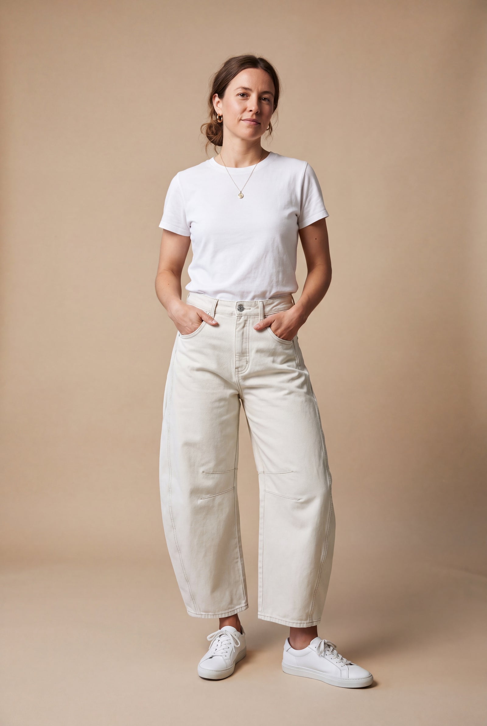 Women's Jeans High Waist Barrel Leg in White — studio shot