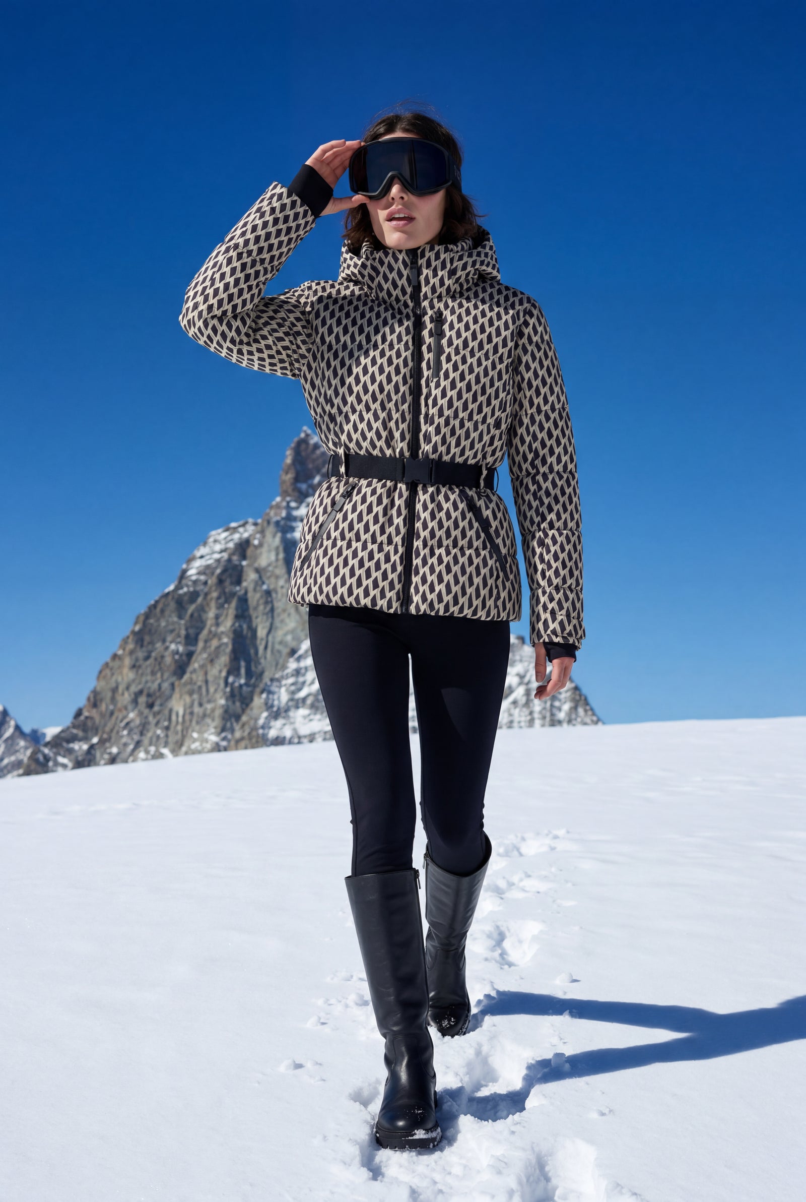 White-Black Belted Padded Hooded Jacket with Fitted Waist - Padded jackets - Photo 8